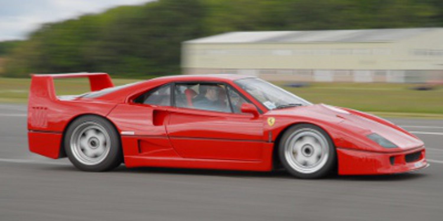 Los mejores vídeos del año del Ferrari F40