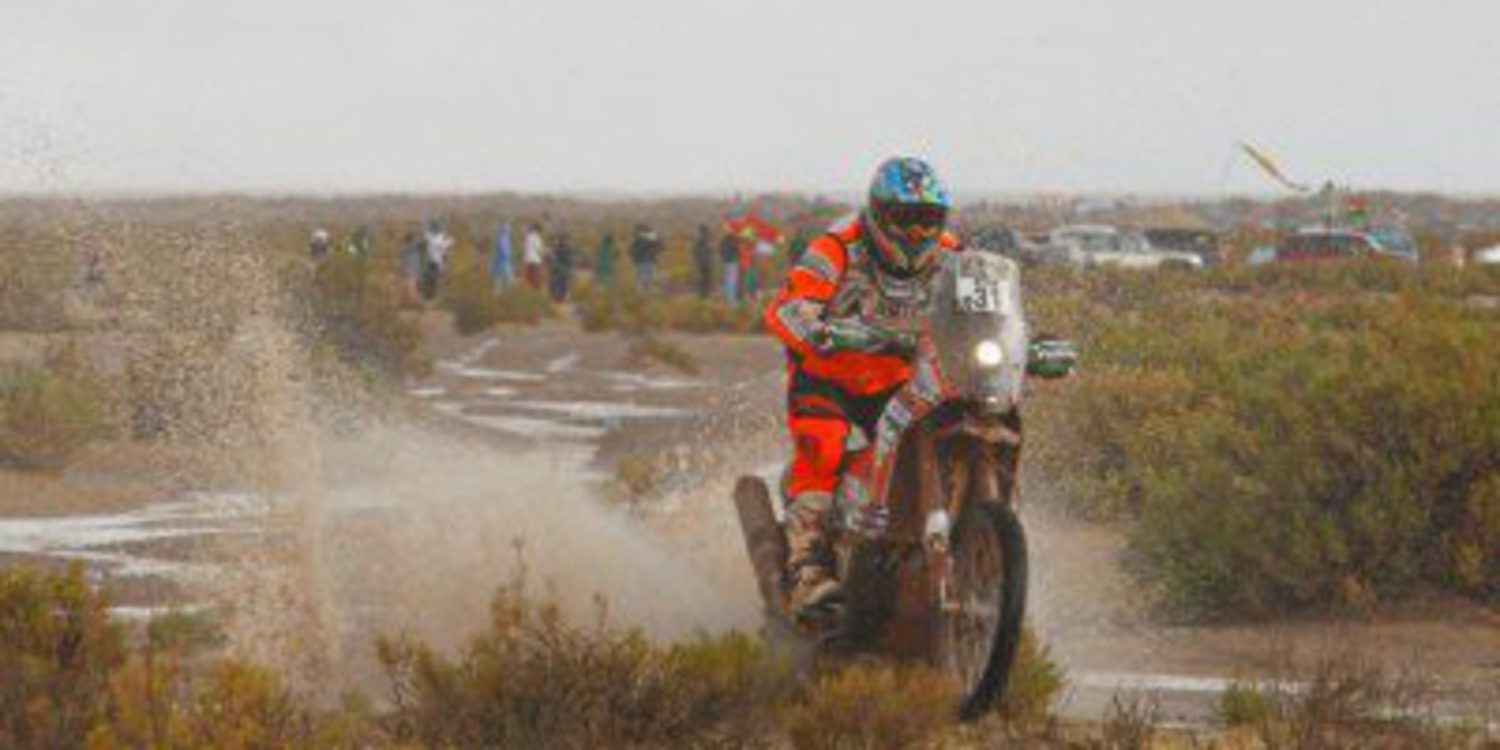 Dakar 2015, etapa 8: Victoria en motos de Quintanilla y de González en quads