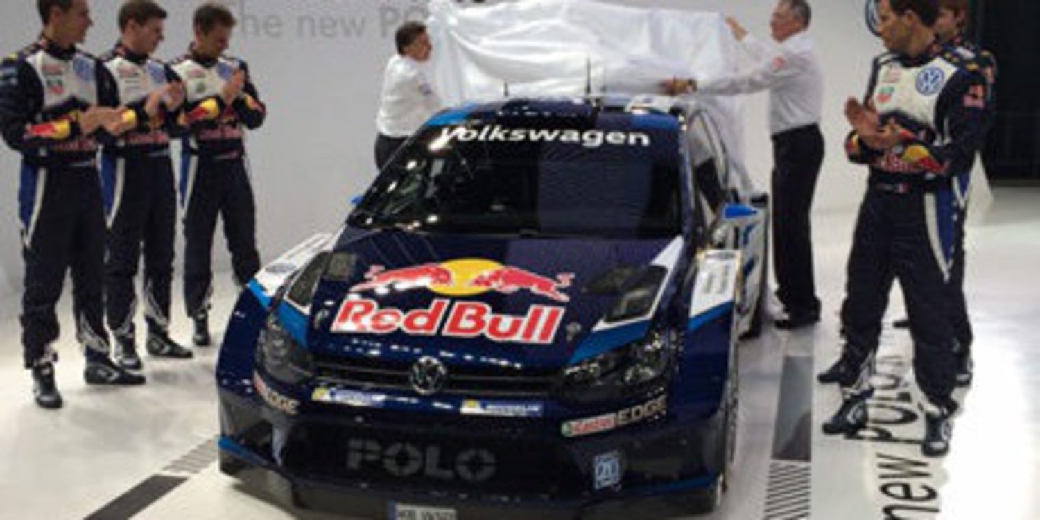 El nuevo Volkswagen Polo R WRC 2015 es azul oscuro