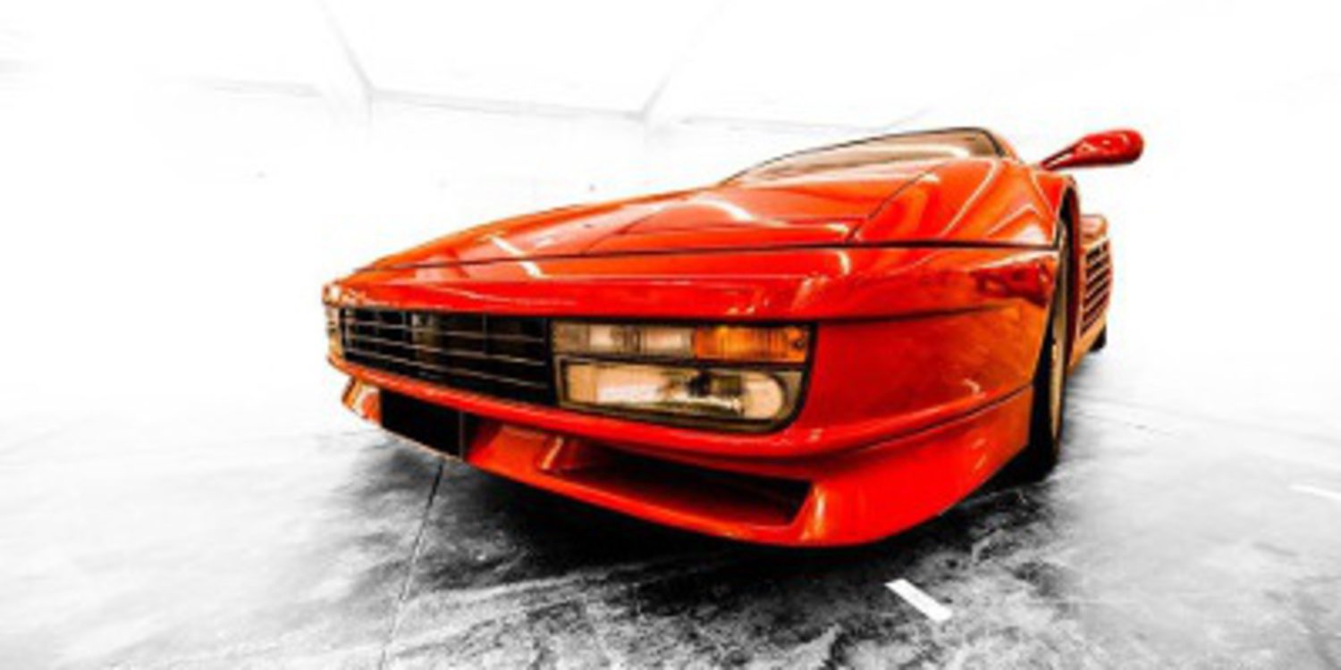 Los mejores vídeos del mítico Ferrari Testarossa