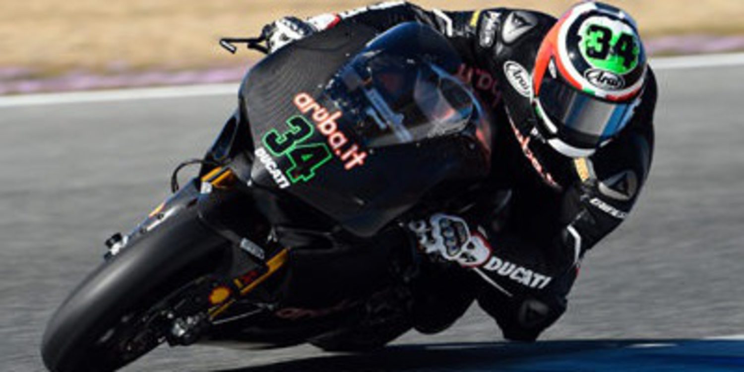 Davide Giugliano cierra el test del World SBK en Jerez al frente
