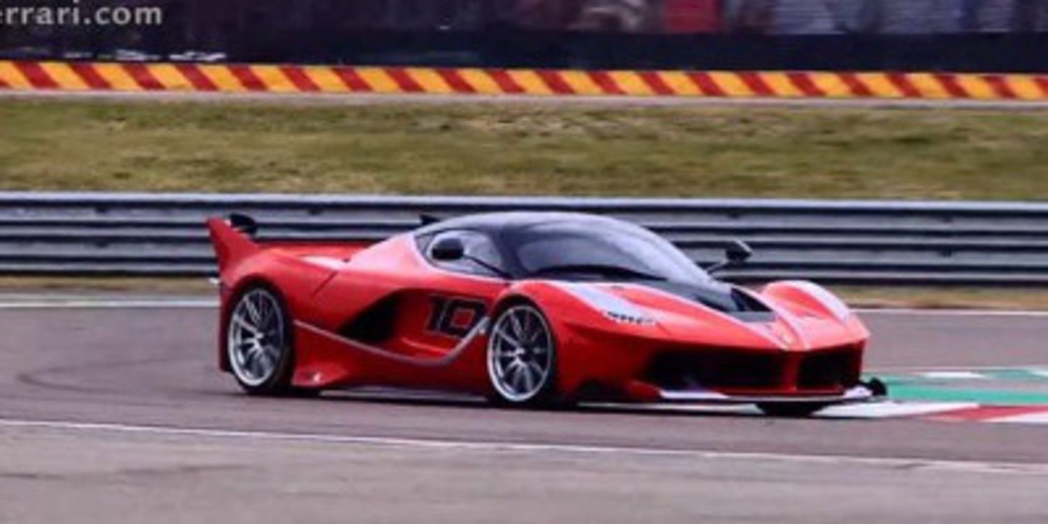Vídeo: Sebastian Vettel pilota el Ferrari FXX K en Fiorano