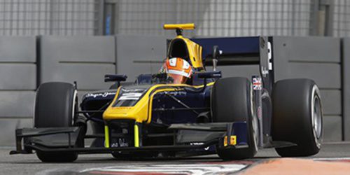 Alex Lynn lidera el segundo día del test GP2 en Yas Marina