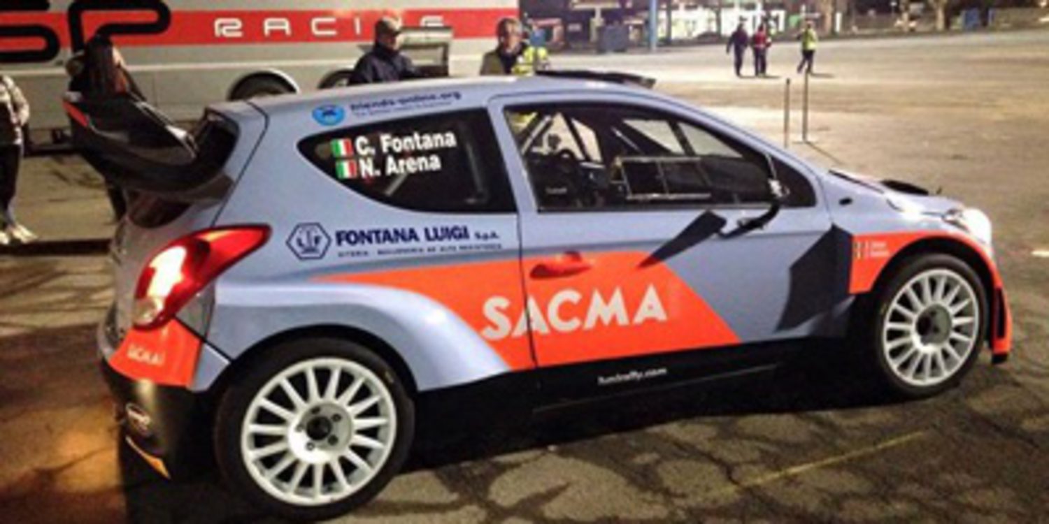 Corrado Fontana muestra el primer i20 WRC privado