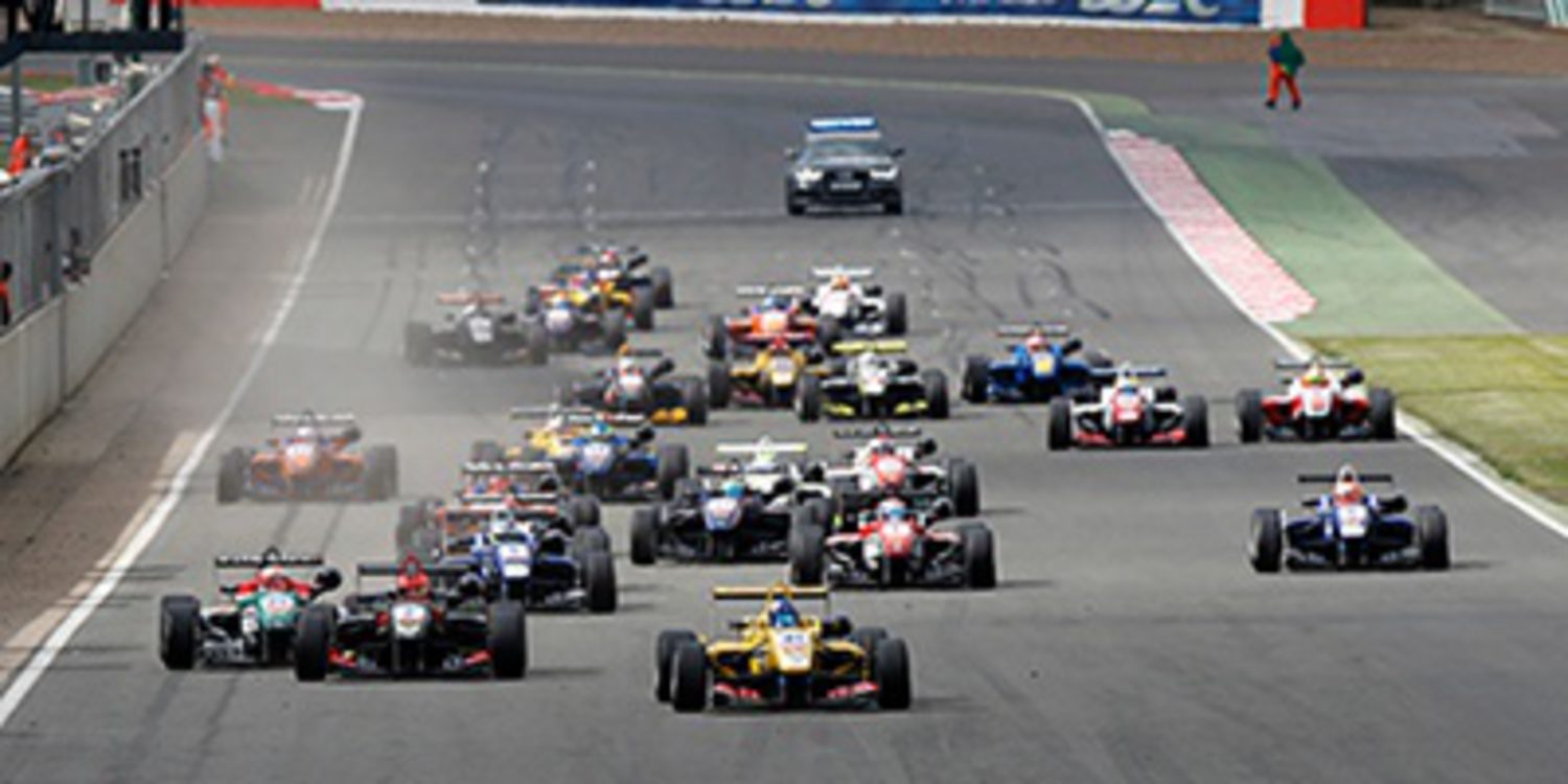 Silverstone acoge la primera batalla del FIA Formula 3