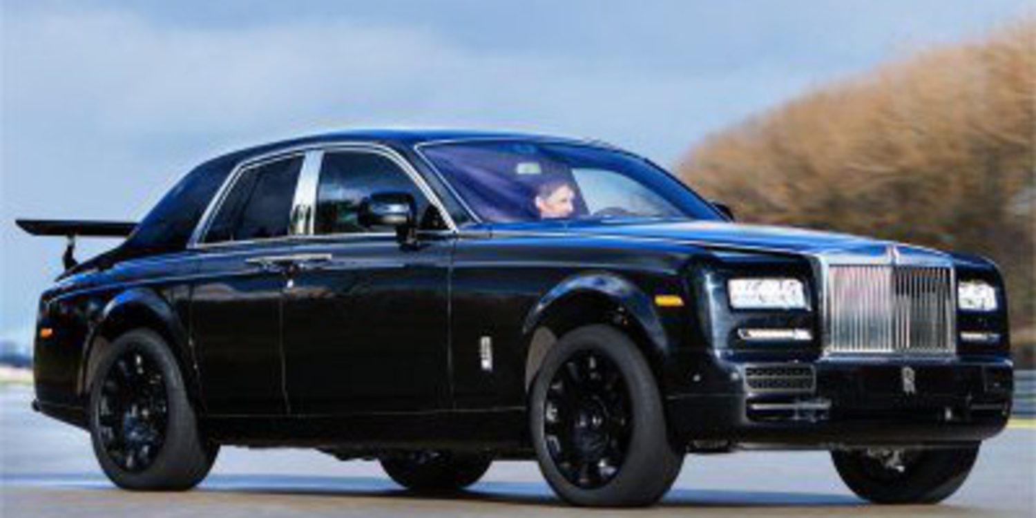 La mula del futuro SUV de Rolls-Royce