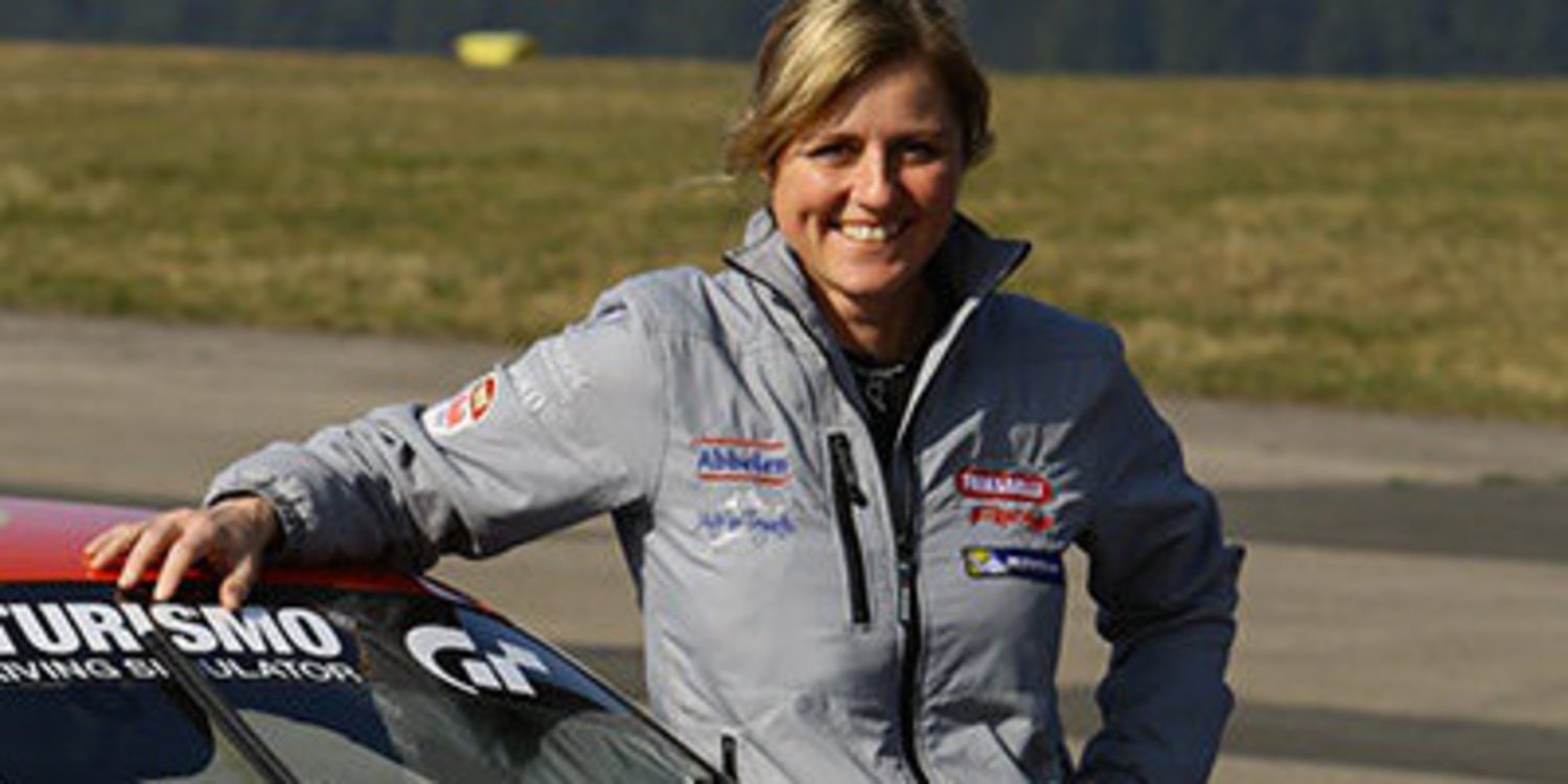 Sabine Schmitz en Nurburgring con Münnich Motorsport