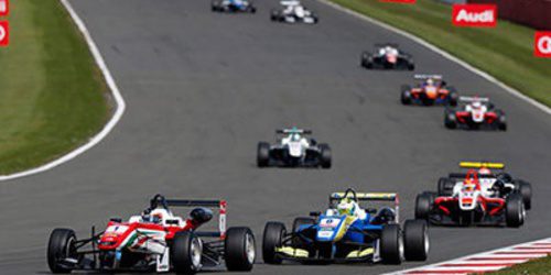 Tres vencedores en la cita de la F3 en Silverstone