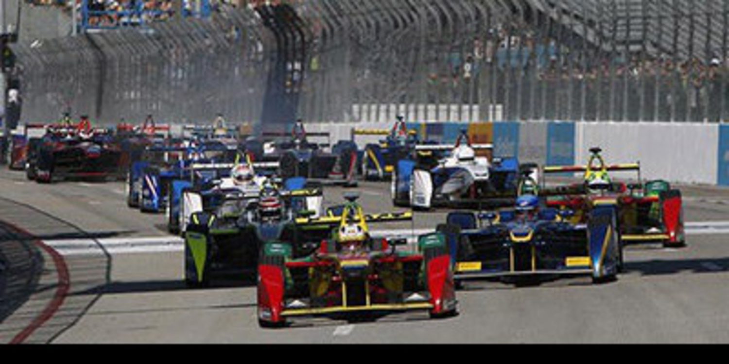 Sébastien Buemi gana un accidentado ePrix de Mónaco