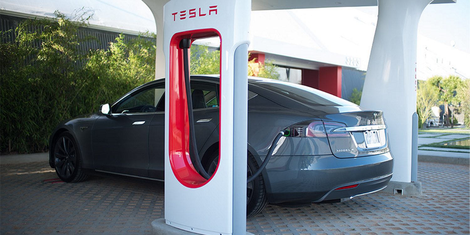 Tesla Motors abre nueva factoría en Europa