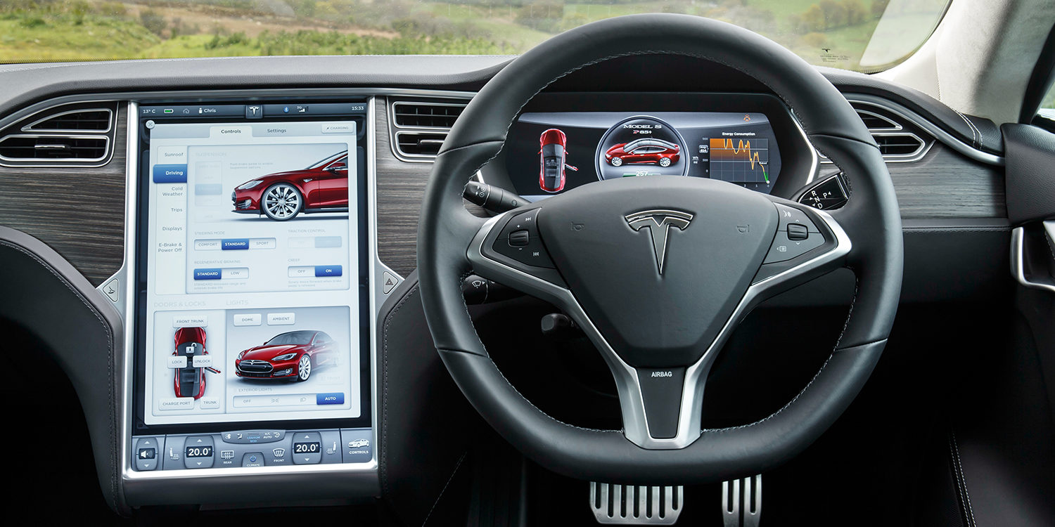 El Tesla Model S aparcará sólo con su próxima actualización