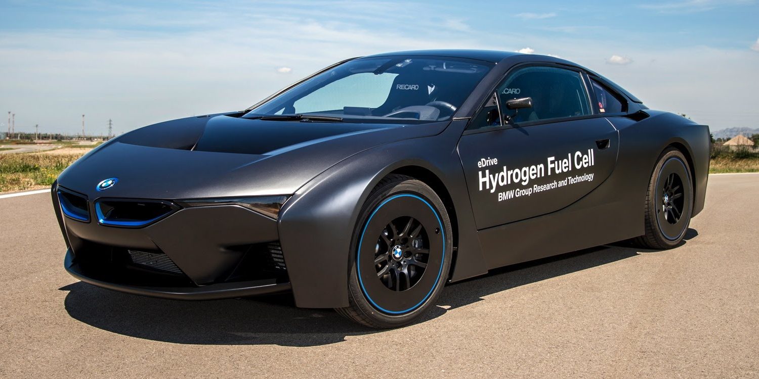 BMW trabaja en un sedán propulsado por hidrógeno