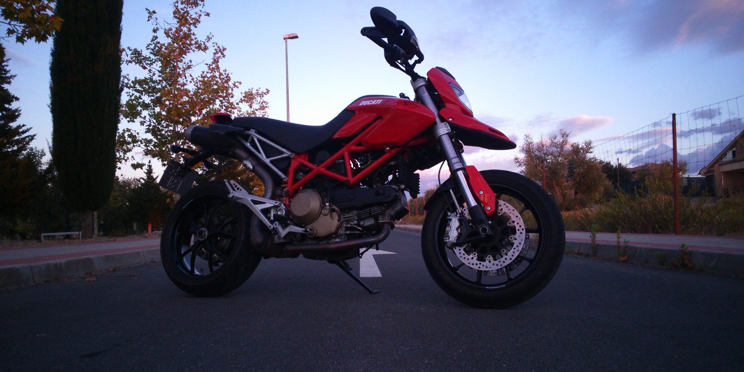 Revisamos la Ducati Hypermotard 1100 de 2007