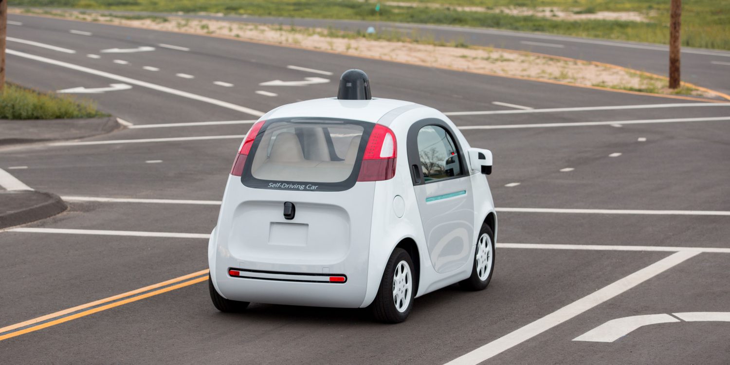 El coche autónomo de Google también se recargará solo
