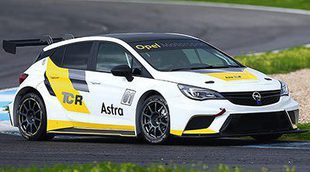 El Opel Astra TCR completa un amplio programa de pruebas