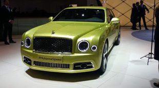 Bentley lleva al Salón de Ginebra dos berlinas de superlujo