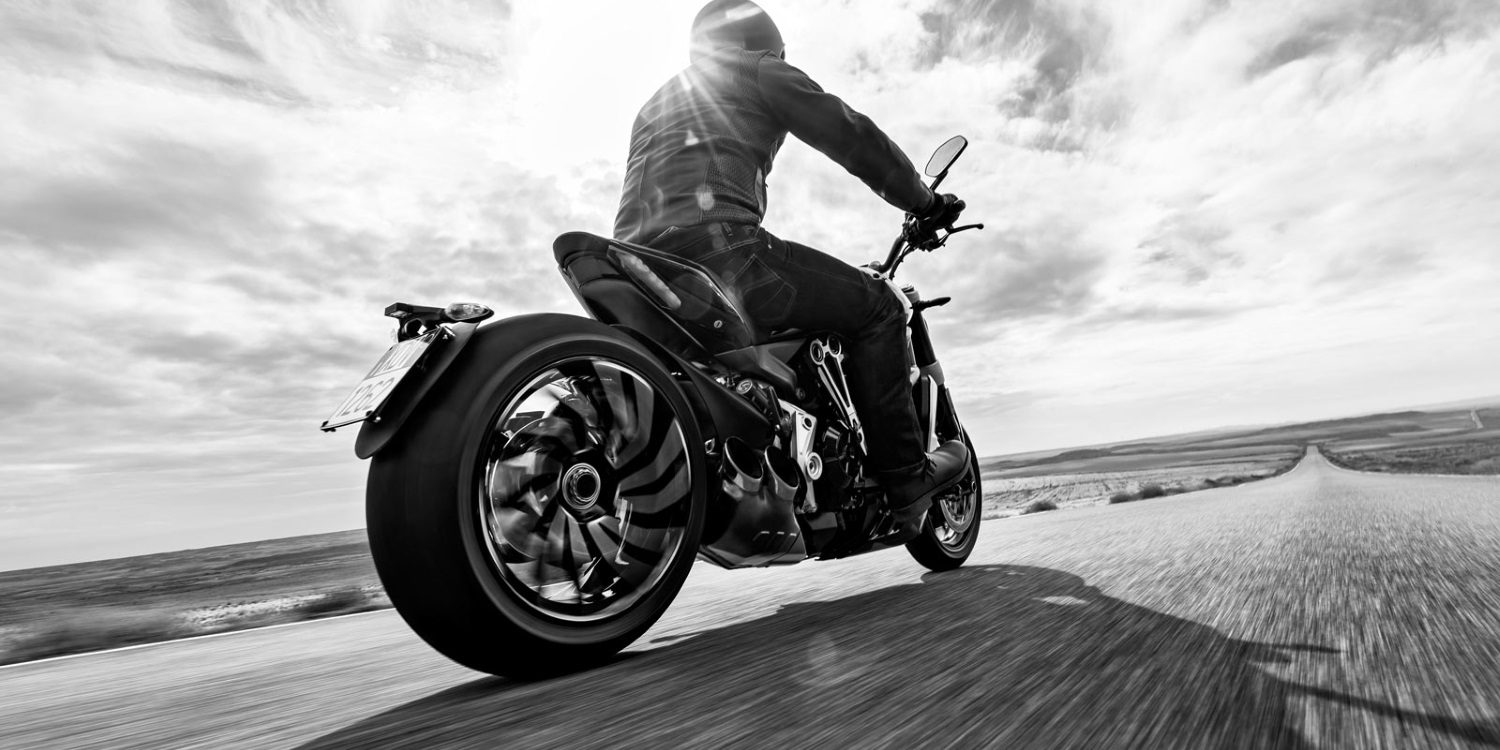 Contacto: La nueva Ducati XDiavel en la carretera