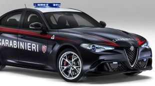 Los Carabinieri estrenan el Alfa Romeo Giulia Quadrifoglio Verde de 510 CV