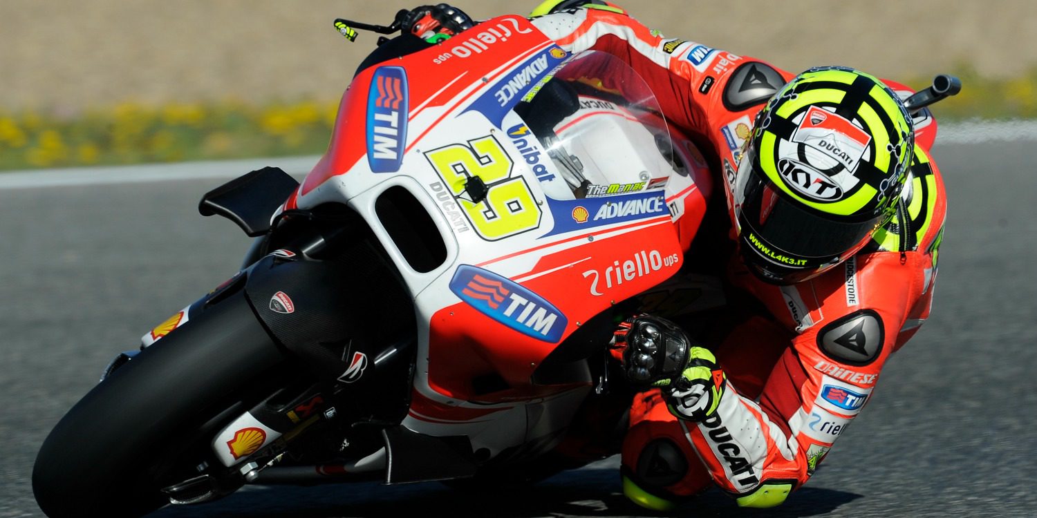 MotoGP: Andrea Iannone dueño y señor del viernes
