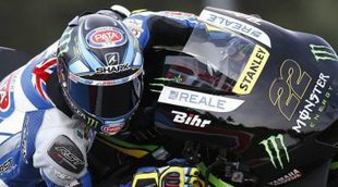 Alex Lowes prueba la Yamaha M1 en Brno