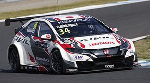 Honda consigue la primera línea en la carrera inicial en Motegi