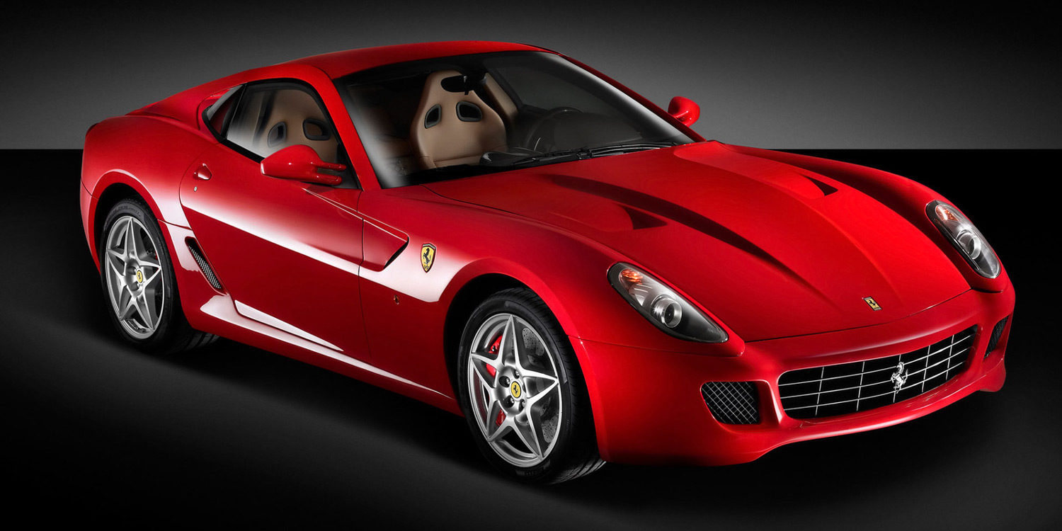 Ferrari entra en la Fabricación Híbrida
