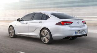 Opel viene renovado con el Insignia Grand Sport 2017