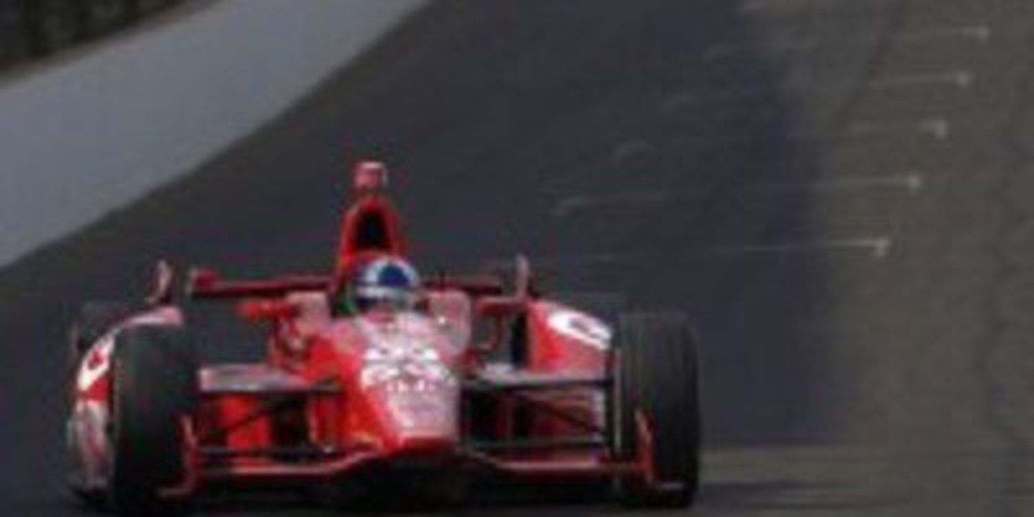 Dario Franchitti domina en la última prueba de la Indy500