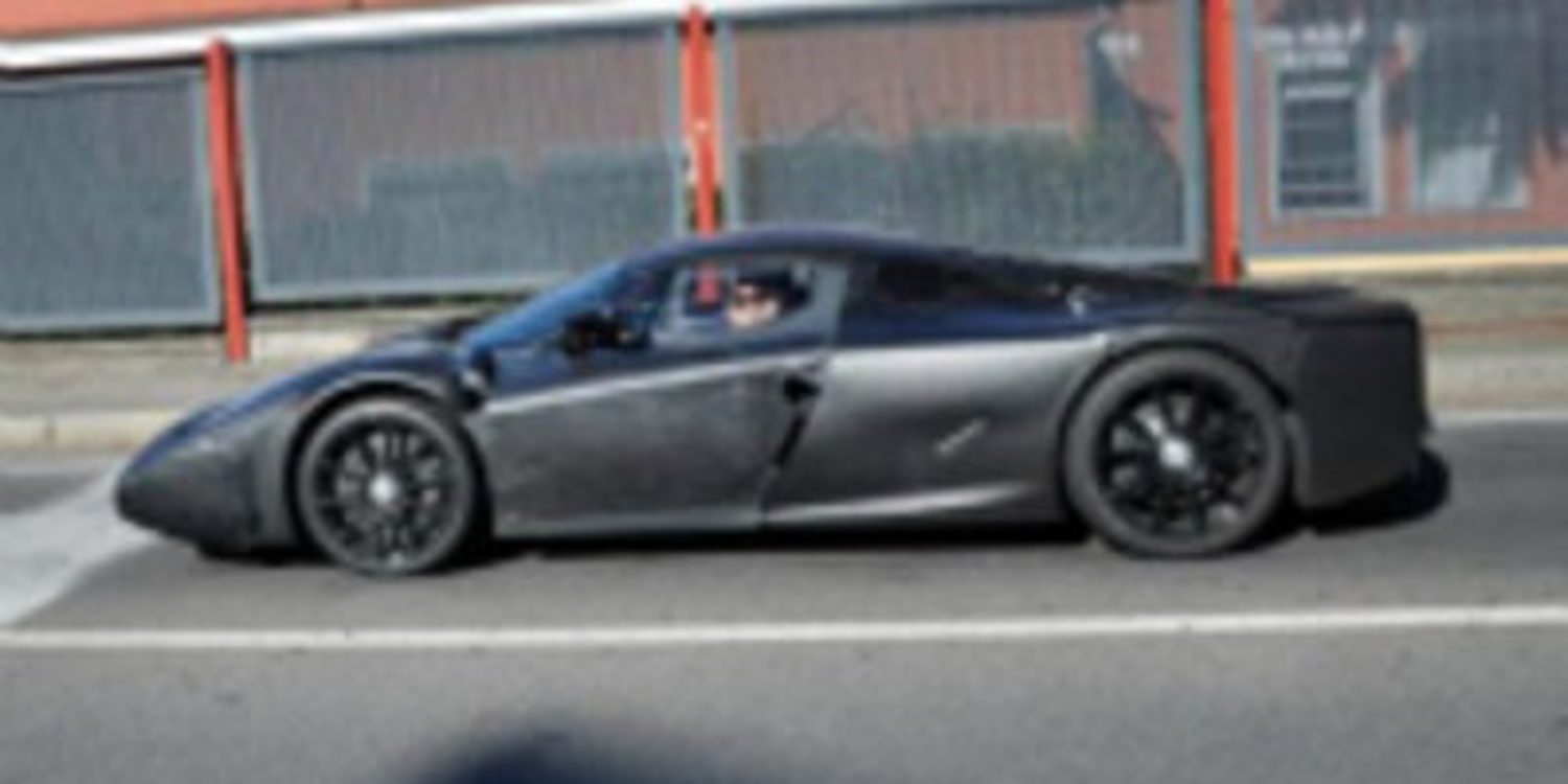 Fotografían un vehículo de pruebas de Ferrari en los alrededores de Maranello