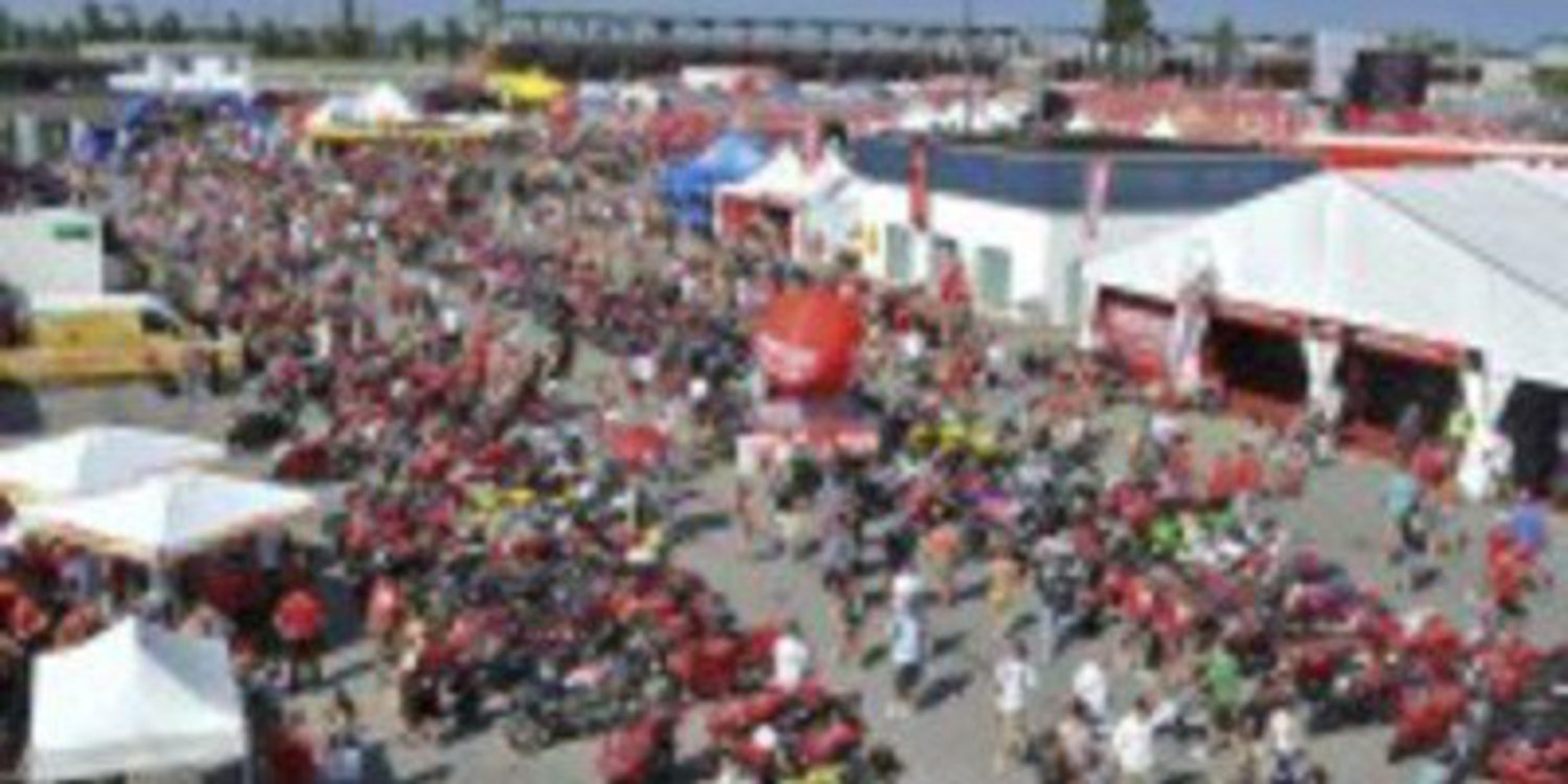 Gran éxito de organización en la World Ducati Week 2012