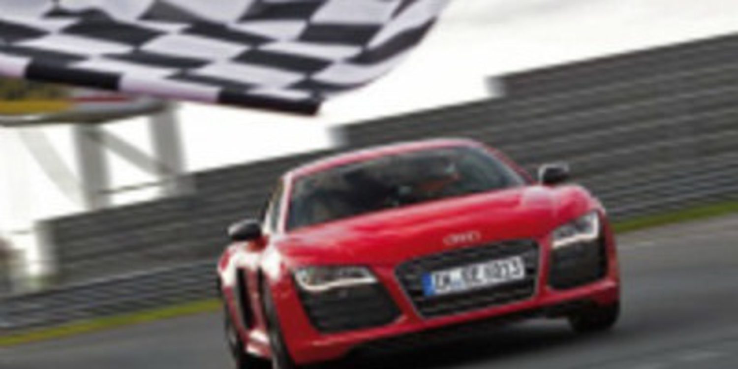 El Audi R8 E-Tron bate el record de tiempo en Nurburgring