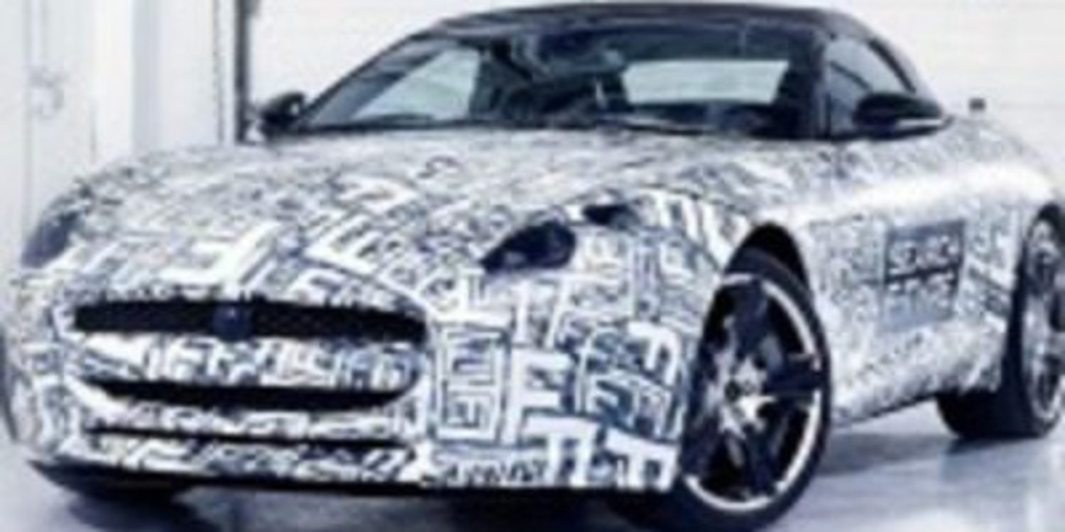 Jaguar hará oficial su F-Type en septiembre