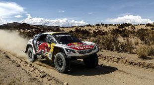 Coches | Así descansa el Dakar en La Paz: Nani Roma, la única oposición a Peugeot