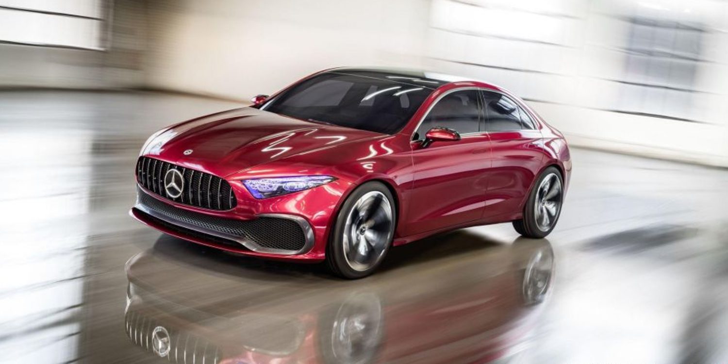 Mercedes presentó el Clase A Sedan Concept