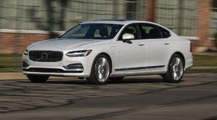 Volvo S90 T8 Review