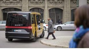 El nuevo minibús eléctrico de Volkswagen se llama MOIA