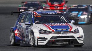 AC Motorsport logra la primera pole de la temporada en Dubái