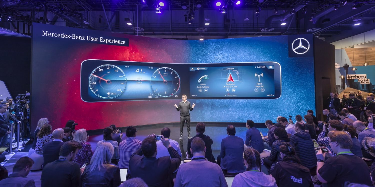 Mercedes-Benz presenta su nuevo sistema de multimedia llamado MBUX