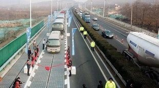 China construye una autopista solar