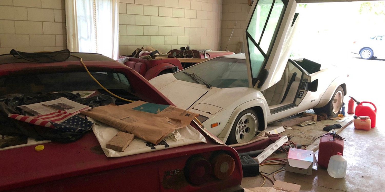 Descubre un Lamborghini y un Ferrari en el garage de sus abuelos