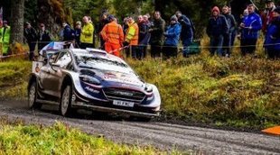Rally de Gales 2018: Neuville, Tanak y Ogier, al límite sobre barro