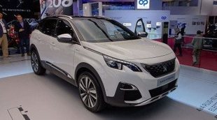 Peugeot hace gala del 3008 Hybrid4 2019