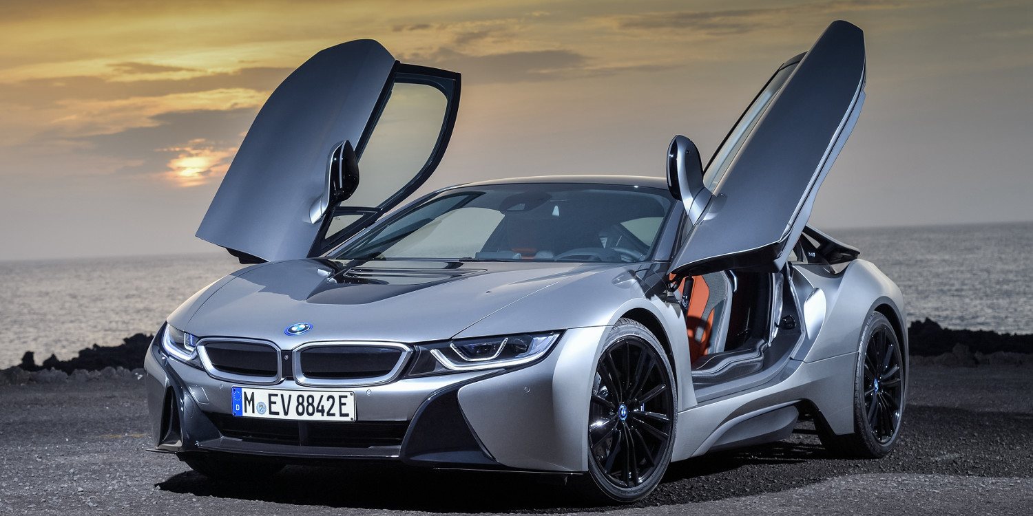 BMW anunció el i8 2019