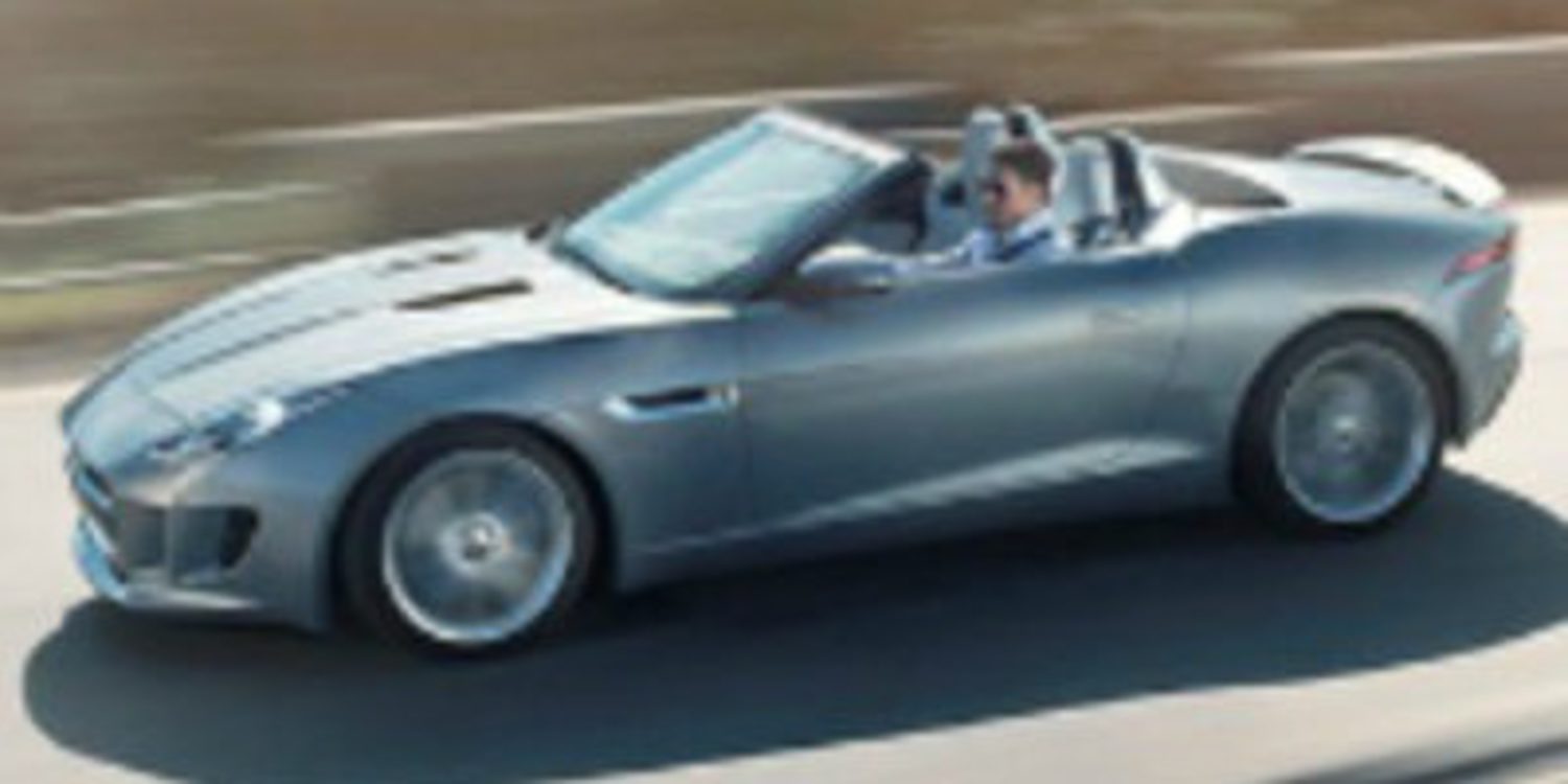 El prototipo que Jaguar renombró como F-Type