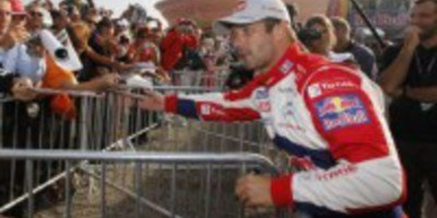 Sebastien Loeb domina la etapa 1 del Rally de Francia con Latvala presionando