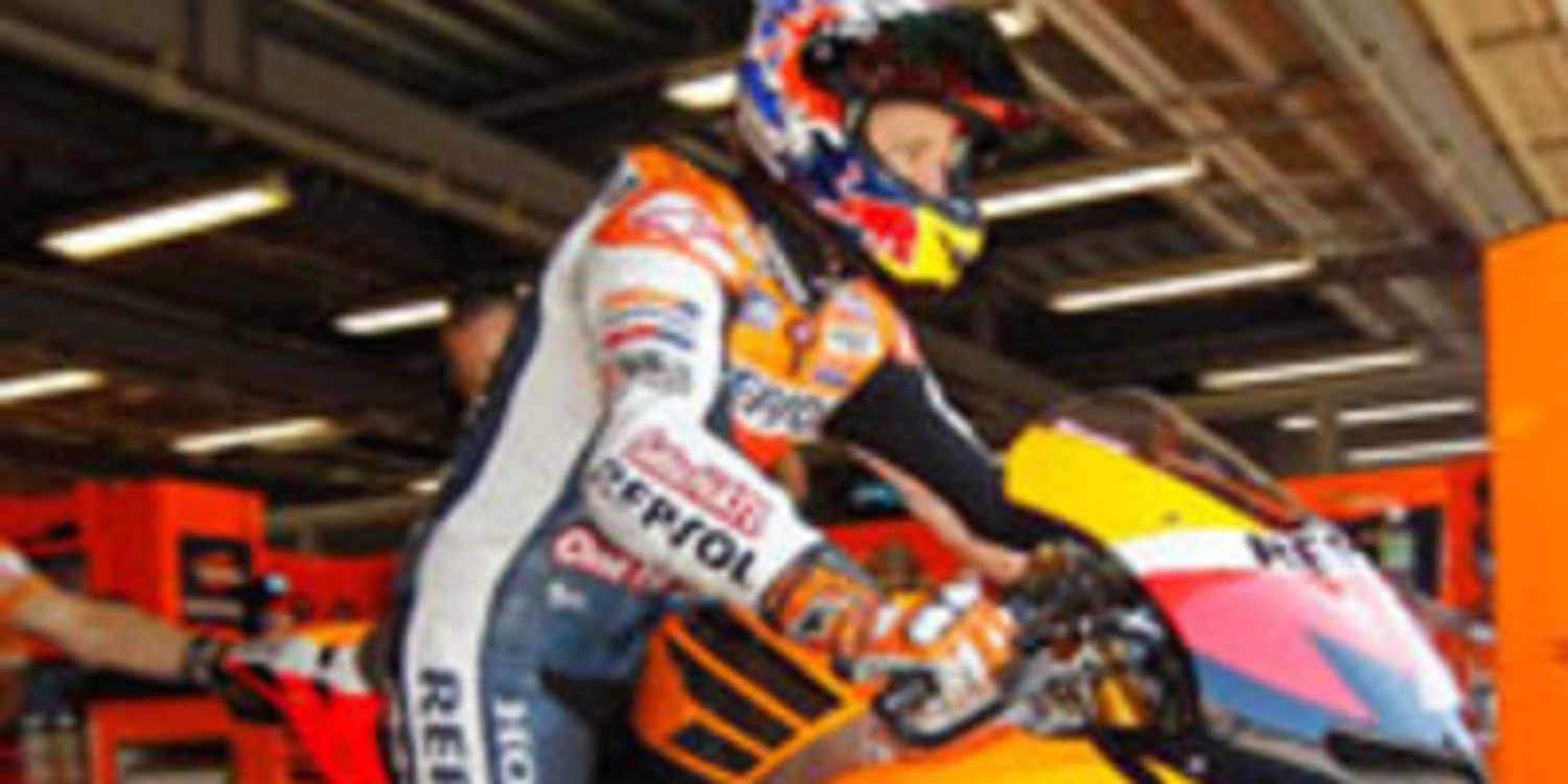 Casey Stoner es poleman y rey de Phillip Island en MotoGP