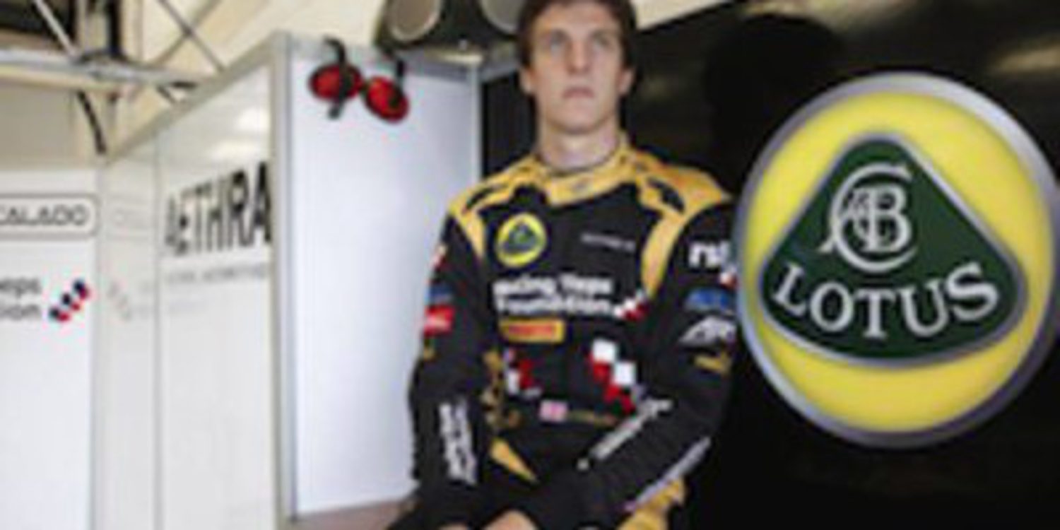 James Calado permanece en el equipo Lotus de GP2 para asaltar el título en 2013