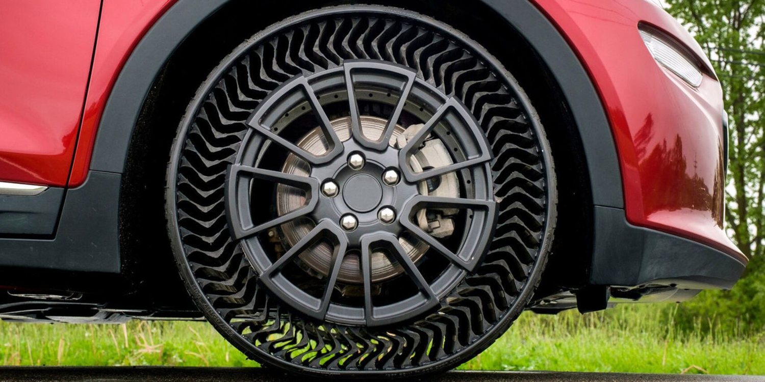 Neumáticos sin aire de Bridgestone para bicicletas y camiones