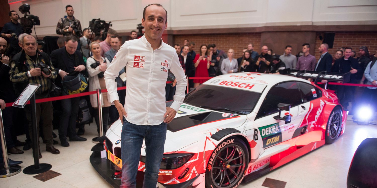 Robert Kubica presenta su coche para el DTM