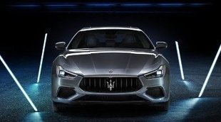 Maserati presentó el Ghibli Hybrid 2021